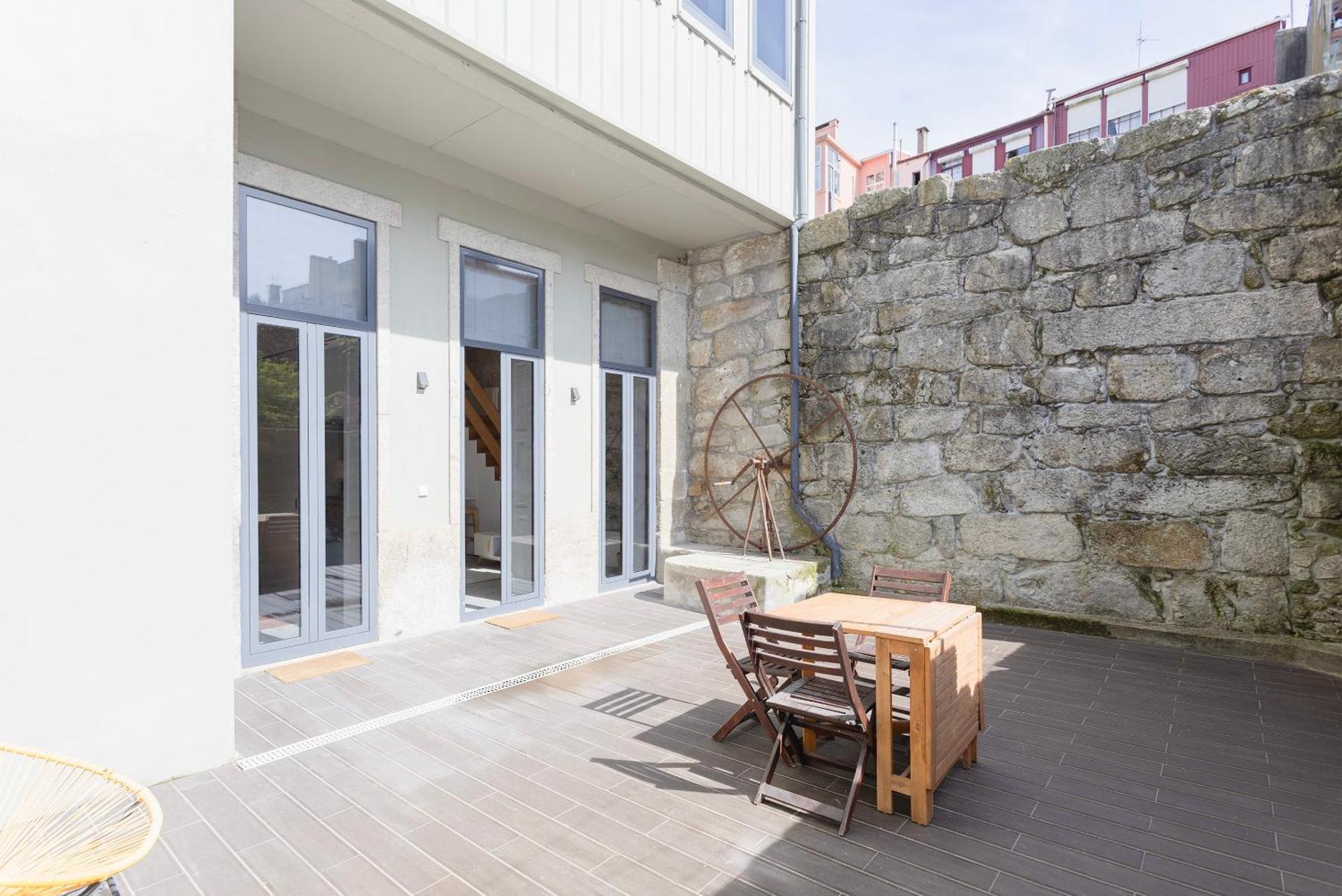 Liiiving In - Terrace & Sunny Apartamento Oporto